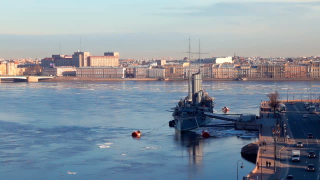 Panorama-of-the-cruiser-Aurora-in-St.-Petersburg