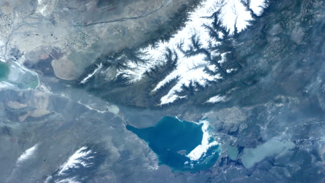 Tierra-vista-desde-el-espacio.-Kazajstán,-Lago-Alakol.-Imágenes-de-dominio-público-de-la-Nasa
