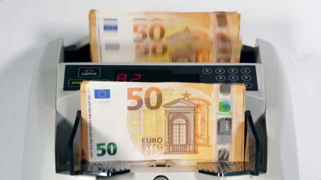 Mechanische-Zählung-des-Euros-durch-den-Mechanismus