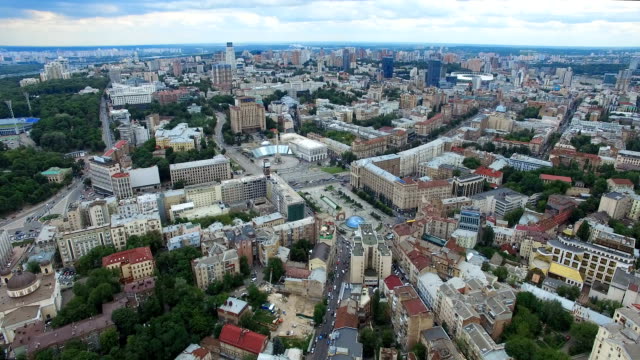 Majdan-Nezaleznosti-Stadtbild-Sehenswürdigkeiten-von-Kiew-in-der-Ukraine