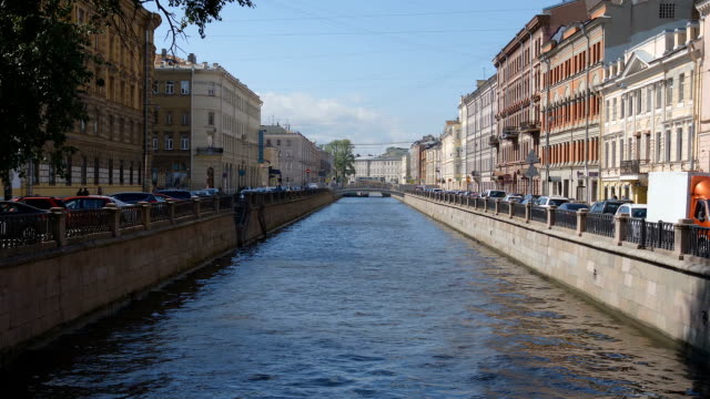The-Griboedov-channel-in-the-summer---St-Petersburg,-Russia