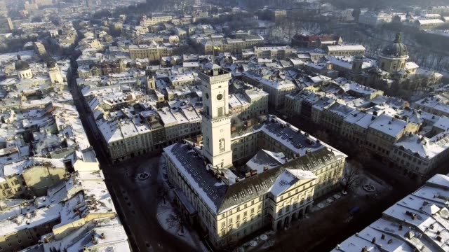Día-toma-aérea-de-la-parte-central-de-la-ciudad-de-Lviv