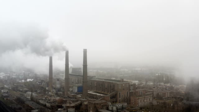 Kohle-Kraftwerk-Fabrik-zur-Herstellung-von-massiven-Rauchverunreinigung