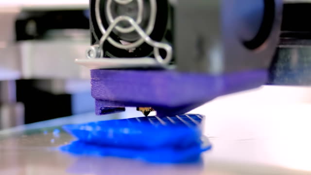 3D-printer-during-work