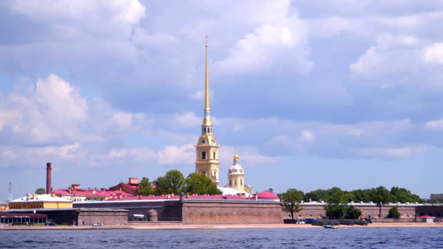 Quay-of-the-Neva-near-the-Peter-and-Paul-Fortress