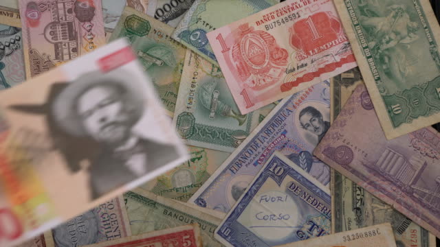 old-banknotes