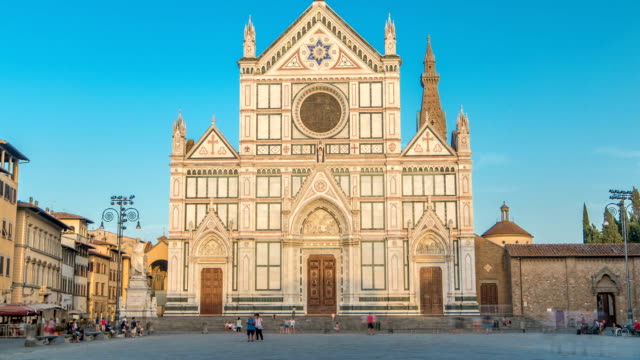 Tourists-on-Piazza-di-Santa-Croce-timelapse-with-Basilica-di-Santa-Croce-Basilica-of-the-Holy-Cross-in-Florence-city