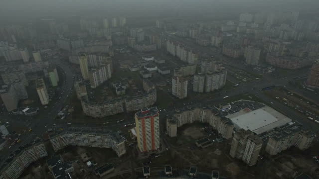 Imágenes-aéreas-de-casas-soviético-gris-patrón.-Casas-idénticas-de-la-USSR