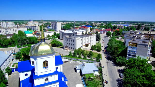 Iglesia-ortodoxa-vista-desde-el-aire-de-Ucrania