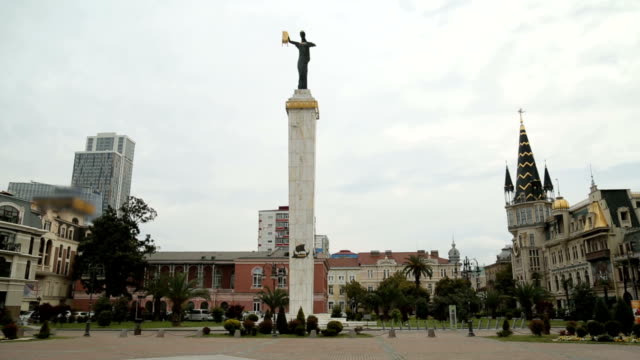 Princess-Medea-monument-on-Europe-square,-historical-sightseeing-in-Batumi,-art