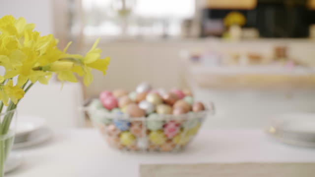 Close-up-of-easter-eggs-in-wire-basket