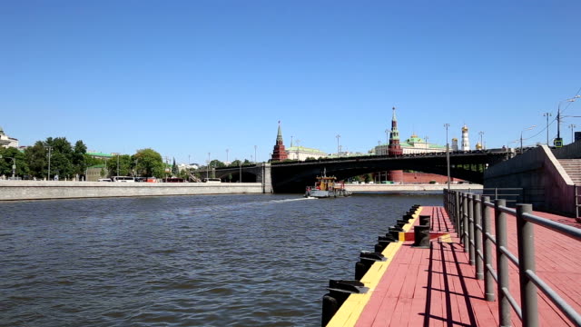 Moskva-River-and-the-Kremlin-(day),-Moscow,-Russia--the-most-popular-view-of-Moscow
