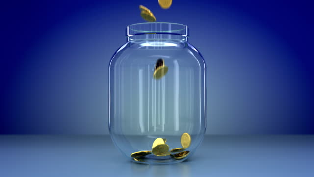 Glas-Bank-mit-Münzen-füllen