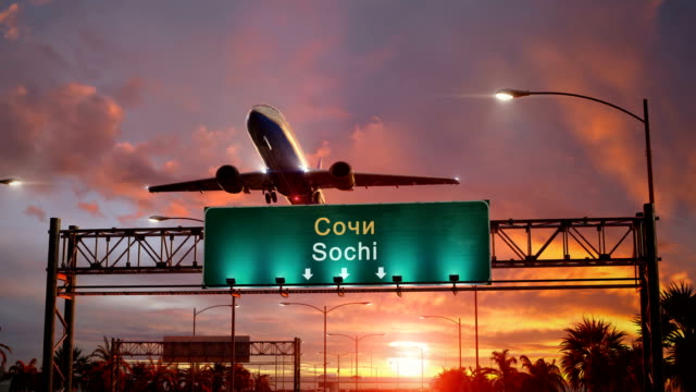 Flugzeug-abheben-Sotschi-bei-einem-wunderschönen-Sonnenaufgang