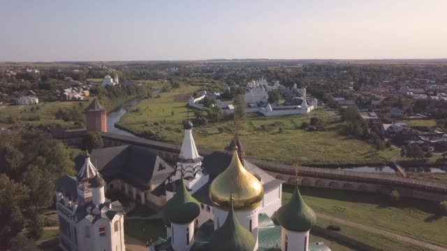 Flight-over-the-Saviour-Monastery-of-Saint-Euthymius-in-Suzdal.-Aerial-view-of-ancient-russian-monastery.-Vladimir-oblast.-Russia