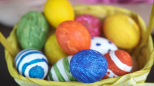 Painted-eggs.