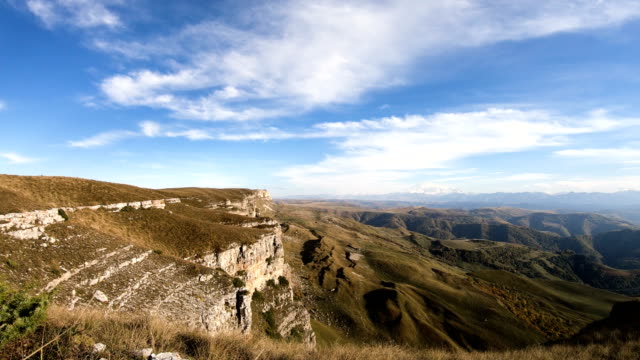 Timelapse-gorge-cliffs-with-moving-sky-shadows-and-clouds.