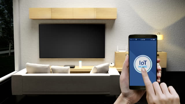 Tocar-el-IoT-aplicación-móvil,-sala-de-TV,-Smart-electrodomésticos,-control-de-encendido-y-apagado-la-TV.-Internet-de-las-cosas,-película-de-4K.