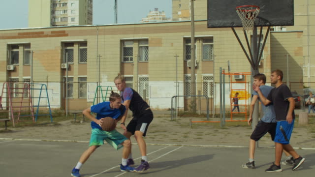 Basketball-player-scoring-field-goal-with-jump-shot