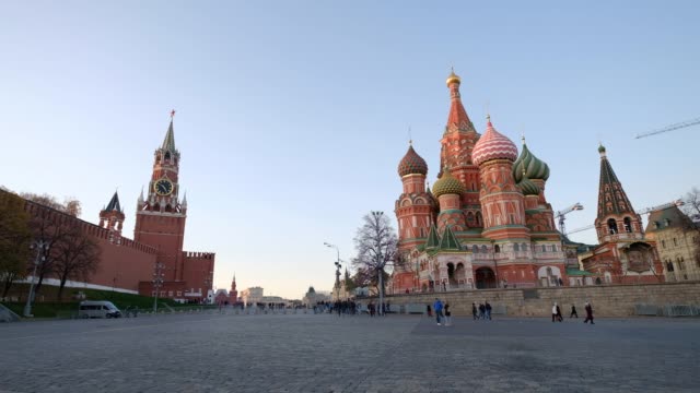 Blick-auf-den-Moskauer-Kreml,-den-Roten-Platz-und-die-Basilius-Kathedrale