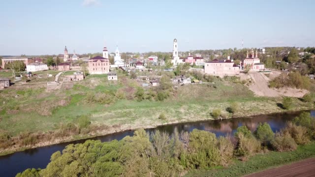 Russian-town-of-Belyov-with-Oka-River