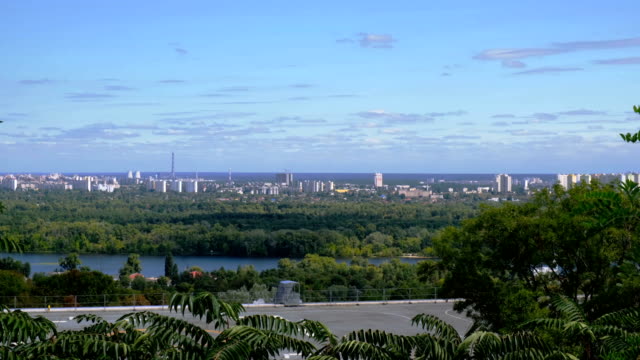 Videoskizze-einer-Panorama-Übersicht-Kiew
