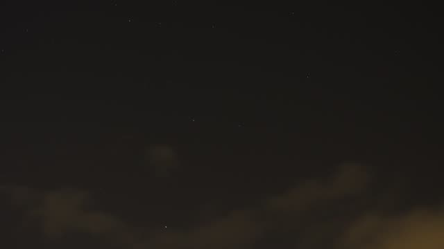 Interval-video-with-moving-stars