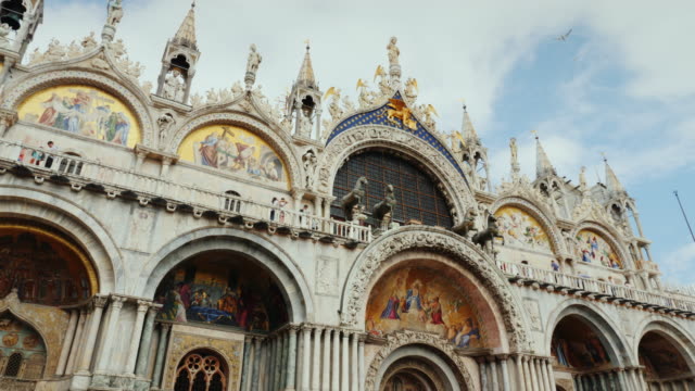 The-facade-of-St.-Mark's-Cathedral-in-Venice-next-to-the-Doge's-Palace.-Popular-place-among-tourists