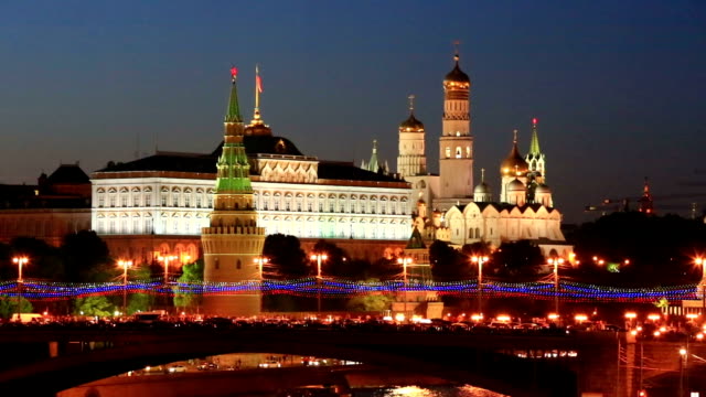 Nachtansicht-des-Moskauer-Kreml