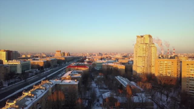puesta-de-sol-hora-invierno-Moscú-paisaje-urbano-panorama-aéreo-4k-Rusia