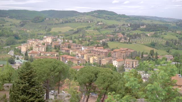 View-of-the-Italian-suburb-in-Tuscany.-Beautiful-low-rise-architecture