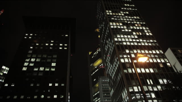 Panorama-of-night-city-of-metropolis,-evening,-tall-houses,-Skyscrapers,