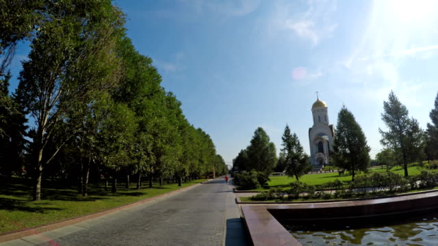 Panning-shot-of-Victory-monument.-Victory-Park-on-the-Poklonnaya-Gora-(the-Poklonnay-Hill)