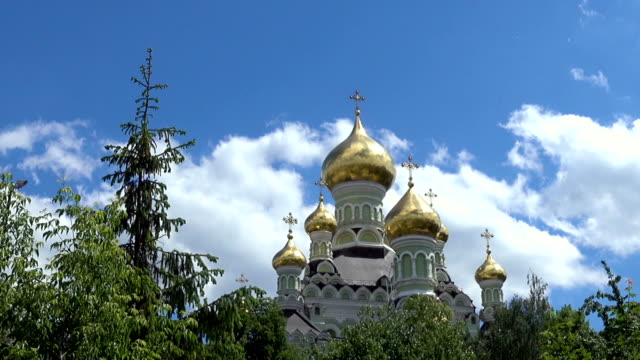 Pokrovsky-Monastery-in-Kiev.