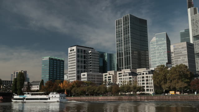 Panorama-der-modernen-Stadtmetropole-mit-hohen-Häusern,-Wolkenkratzern