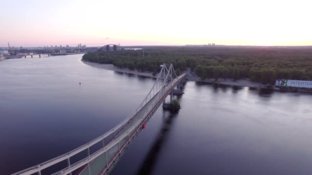 Kiev-bridge-aerial-view