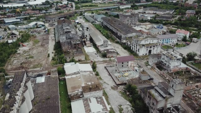 Aerial-view-of-an-abandoned-industrial-plant.