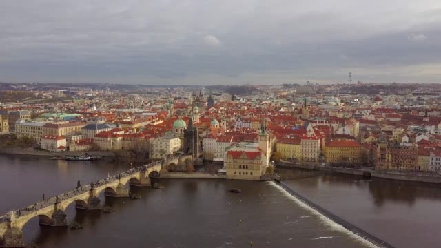 Prague,-aerial-view-of-Karlov-bridge-in-autumn-November