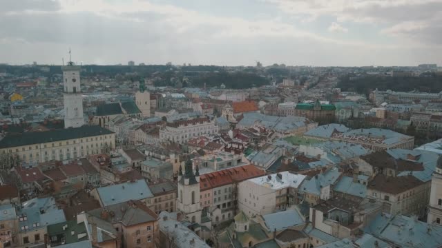Aerial-City-Lwiw,-Ukraine.-European-City.-Beliebte-Stadtteile.-Dächer