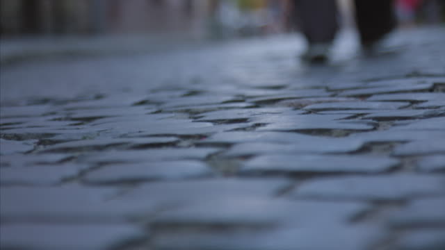 Ein-Bürgersteig-bekannt-als-Fußweg,-Fußweg-oder-Pflaster-schwarzmagisch