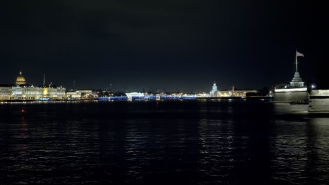 beautiful-night-cityscape-of-Neva-river-in-Saint-Petersburg,-illuminated