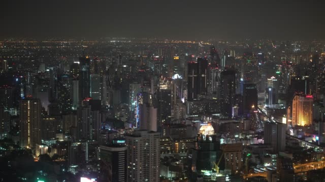 great-night-city-with-skyscrapers.-cityscape-of-a-megacity.-business-centers-and-corporate-buildings