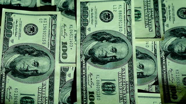 Zeitlupe-Bargeld-Geld-Hintergrund-Hundert-Dollar-Scheine