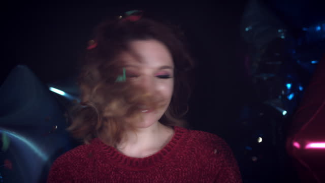 4k-Party-Birthday-Woman-Dancing-Happy-with-Confetti-and-Balloons