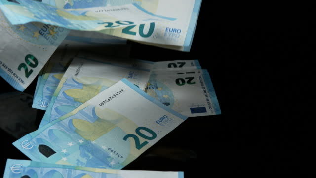 Euros-Money-Falling,-Slow-motion-4K