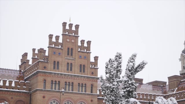 Universidad-de-Chernivtsi-(la-residencia-anterior-de-metropolitanos),-Ucrania.-invierno