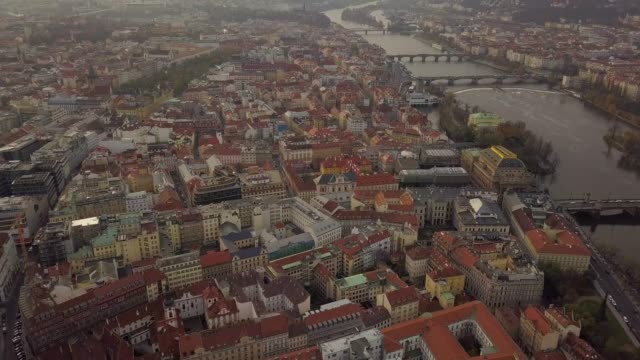 República-Checa-Praga-vuelo-aéreo,-río-Vltava