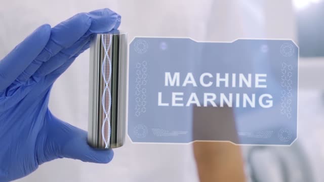 Mano-en-guante-con-holograma-Machine-Learning