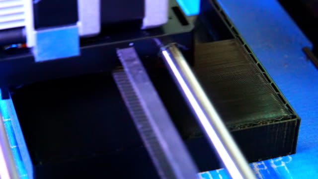 3-D-printer-construir-el-modelo-plactic