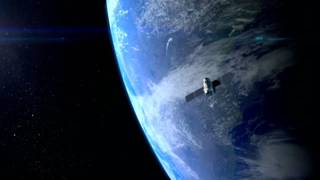 Moderne-Satelliten-über-der-Erde.-Flug-entfernt
